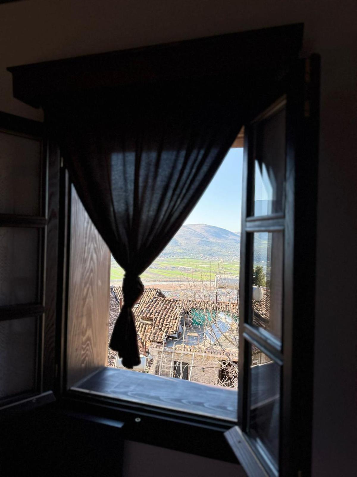 Bujtina Bega Hotel Berat Room photo